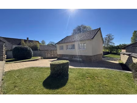 maison saint-sauveur-sur-école 70 m² t-3 à vendre  275 000 €