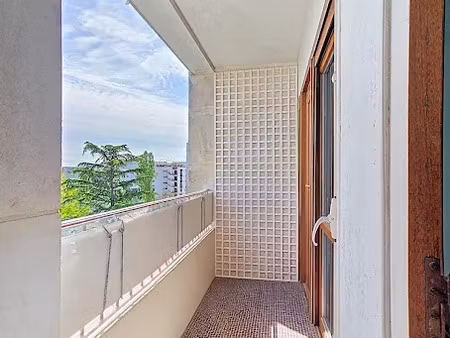 location appartement 3 pièces 63 m² à meudon la foret (92360)  1 400 €