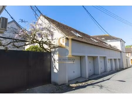 à vendre - charmant 2 pièces avec box