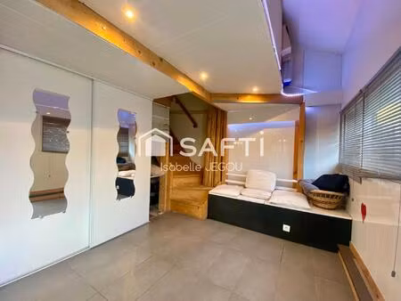 local commercial à la teste de buch proche du centre ville avec logement et un appartement