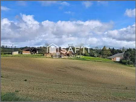 corps de ferme à rénover avec dépendances sur une parcelle de 5700m²