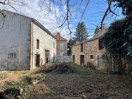 ferme à vendre  3 pièces - sugères 63490