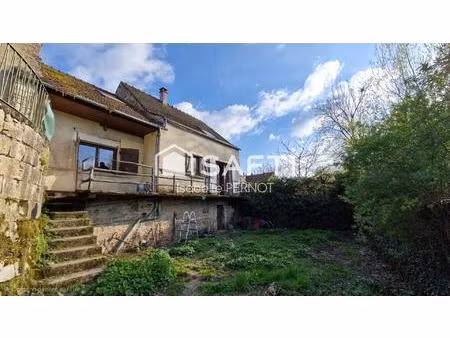 maison au calme  jardin – noyers 89 centre bourg.