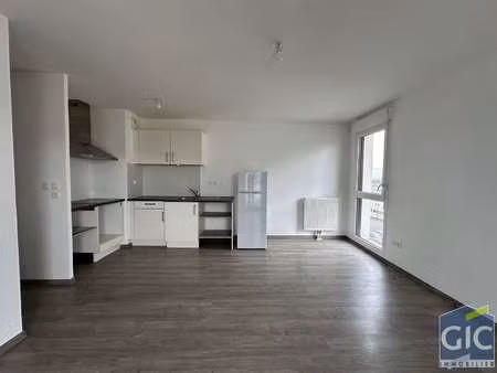 location appartement 3 pièces à hérouville-saint-clair (14200) : à louer 3 pièces / 56m² h