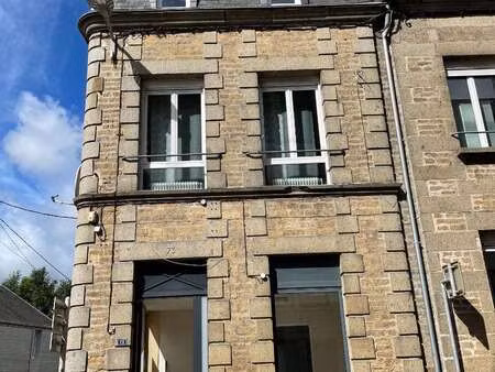 location bureaux et commerces à flers (61100) : à louer / 82m² flers