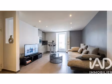 appartement à école-valentin (25480)