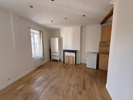 appartement 1 pièces 20 m² à louer fontainebleau 77300 ? | era immobilier
