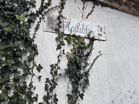 ancienne ferme rénovée avec dépendances et fort potentiel sur