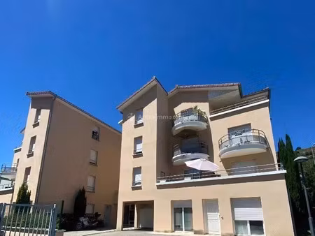 location appartement 3 pièces 88 m2 à chavanay