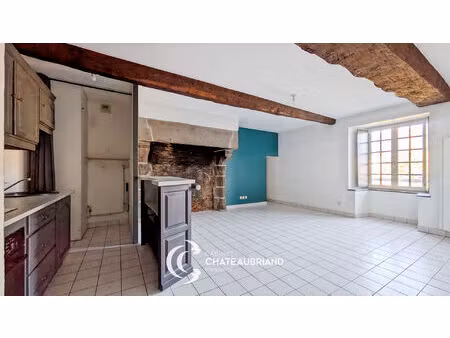 appartement t3 avec terrasse privative - 69 m² - hédé-bazouges