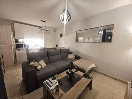 vallauris beau 2 pieces dans residence recente