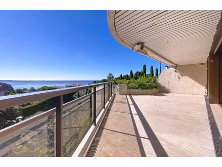 vente appartement 5 pièces 181 m² cannes (06400)