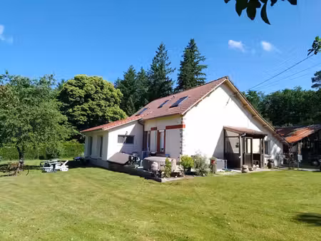 maison clergoux 5 pièce(s) 161 m2