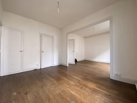 appartement t5 en centre-ville