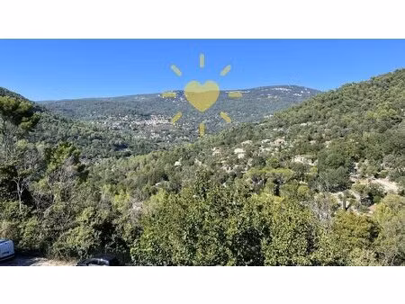 claviers : 290 m2 : idéal pour deux locaux commerciaux avec un appartement à l'étage.