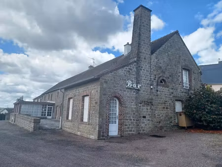 vente maison 20 pièces 550 m² à la ferté-macé (61600)  160 000 €