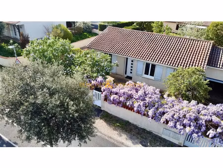 vente maison 5 pièces 100 m² à puymoyen (16400)  195 000 €