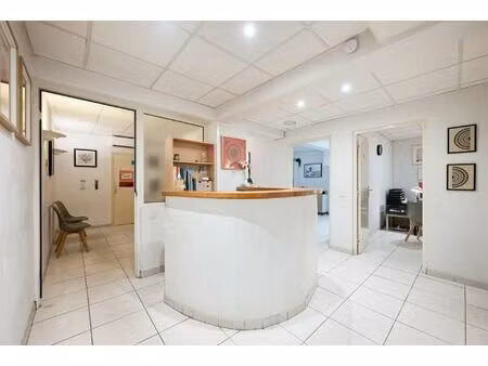 achat local commercial 85m² st paul de vence 06570