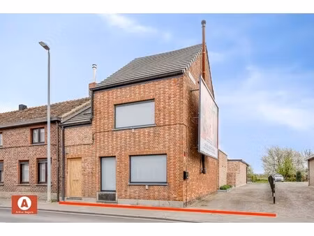 energiezuinige gezinswoning mét atelier (40 m²) in peizegem.