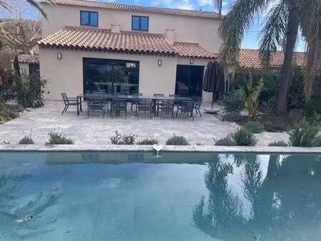 maison de luxe de 7 pièces en vente à sanary-sur-mer  france