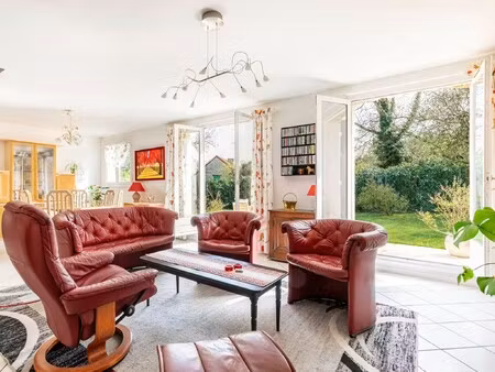 maison de luxe à vendre à fourqueux : 875 000 € | 151m²