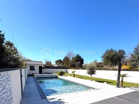 maison de 150 m² à migne-auxances