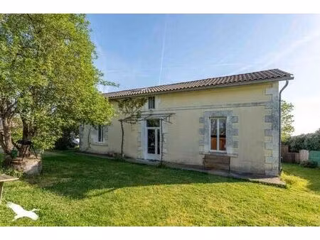 vente maison 8 pièces 156 m² saint-aigulin (17360)