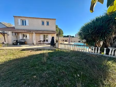 villa avec piscine -lattes boirargues