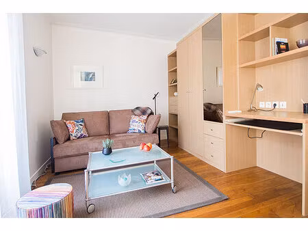 studio meublé avec ascenseur