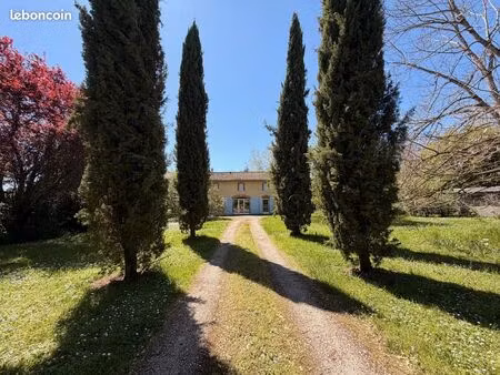 maison 6 pièces 180 m²