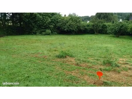 terrain 436 m² plestan