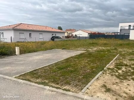 terrain 501 m² venerque