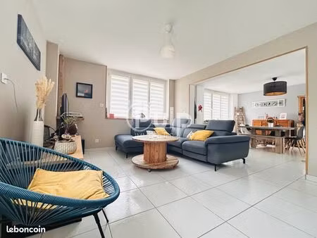 maison 5 pièces 130 m²