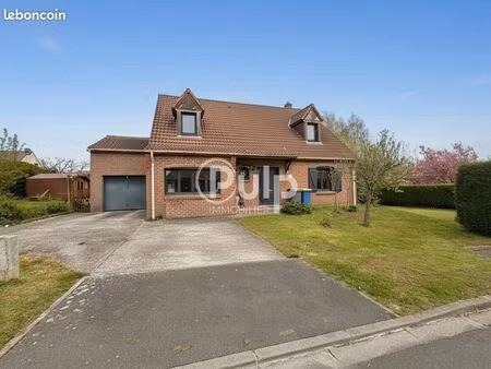 pavillon 8 pièces 130 m²