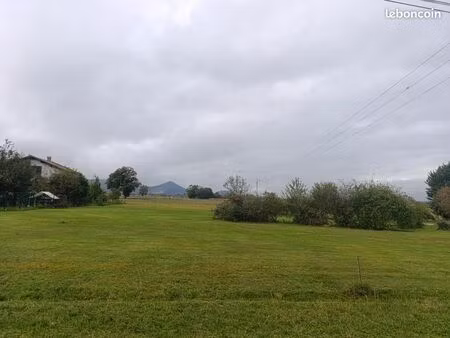terrain 1 700 m² pointis de riviere