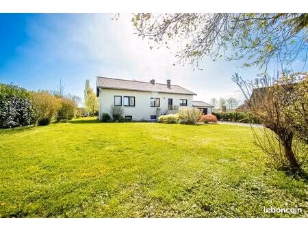 semi-plain-pied individuel - sous sol complet sur 2363m2 constructibles