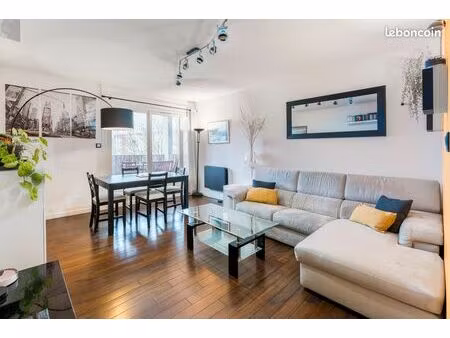 grand t4 lumineux avec grand balcon et parking - villeurbanne