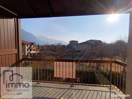 appartement 3 pièces 64 m²