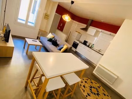 t2 meublé 52m2 hypercentre