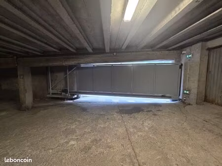 vente garage - le massenet - proche préfecture chambéry