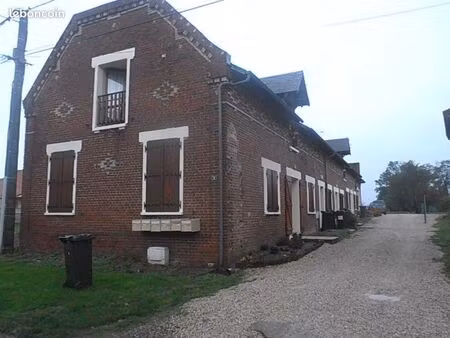 appartement f4 80m2 proche roye