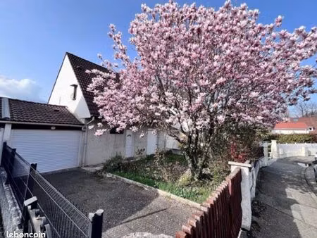 maison 4 pièces 106 m2