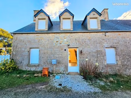 belle maison rénovée à louer st pierre eglise