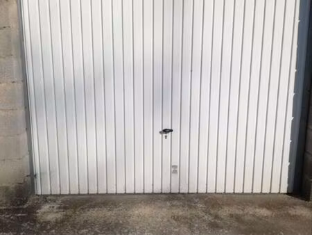 garage à louer