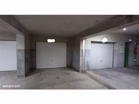 grand garage box de 21 m² au jardin des 2 rives à strasbourg