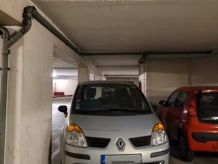 place de parking paris 15e