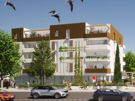 local commercial 4 pièces - 266 m²