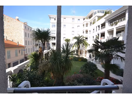 location appartement 2 pièces 43m² cannes 06400