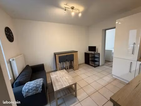 location t1 bis parking terrasse