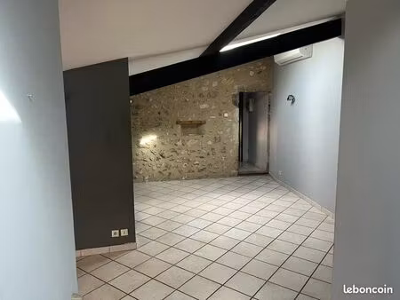 appartement t3 rochemaure